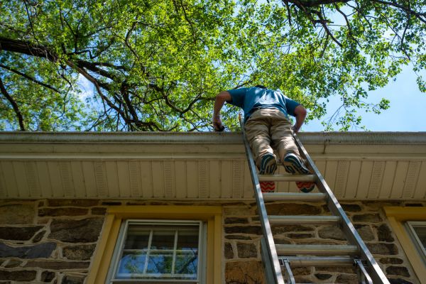 Industrial Gutter Cleaning in East Stroudsburg